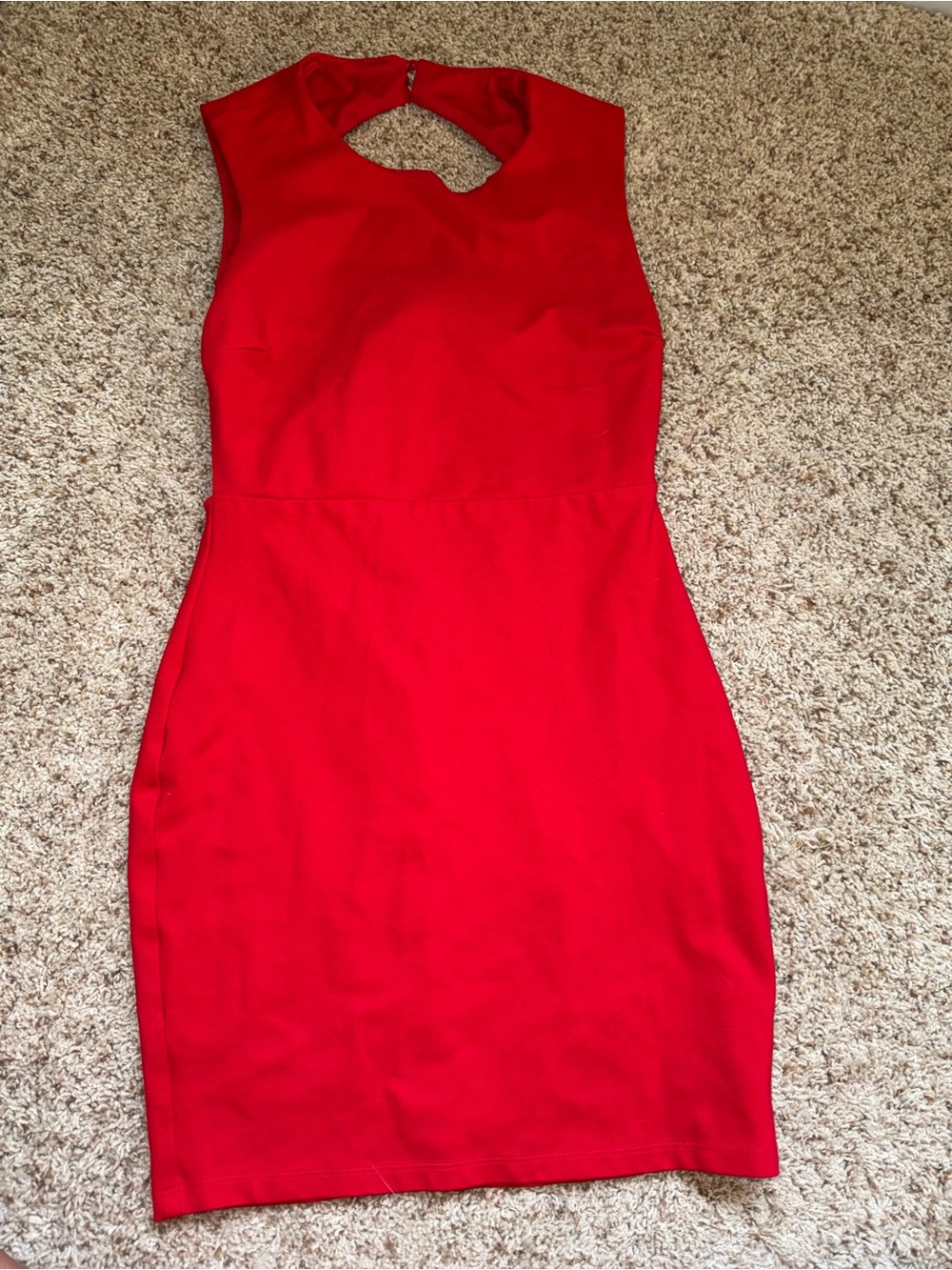Lulus Red Sleeveless Keyhole Sheath Dress